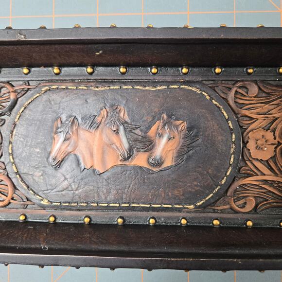 Faux Tooled Leather Western Horse Studded Trinket Tray Silver Conchas - Picture 5 of 14